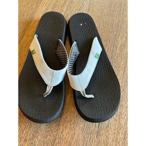 Sanuk Yoga Mat Flip-Flops – Black & White – Size 10